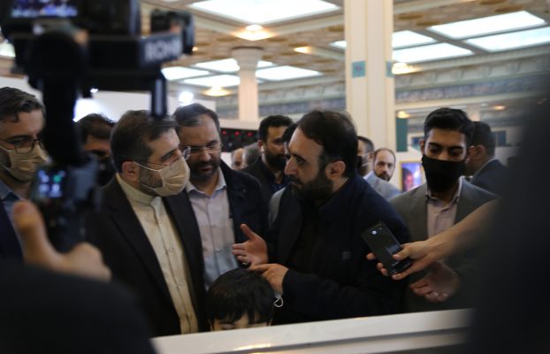 وزیر ارشاد در غرفه منادیان بصیرت خبر داد؛ برنامه تحولی بازی‌های رایانه‌ای به‌زودی رونمایی خواهد شد